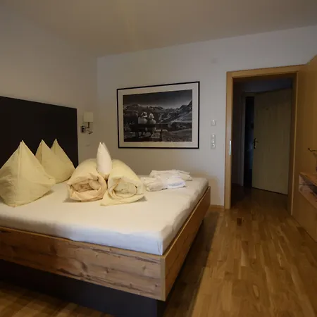 Hubertus, 3 Sterne Superior Hotel Lech am Arlberg
